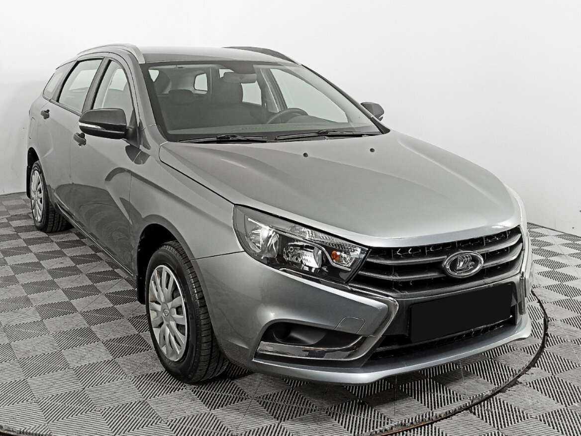 Lada (ВАЗ) Vesta SW, 2019 - фото №3