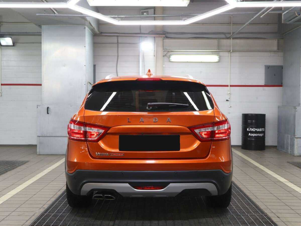 Lada (ВАЗ) Vesta SW, 2021 - фото №4