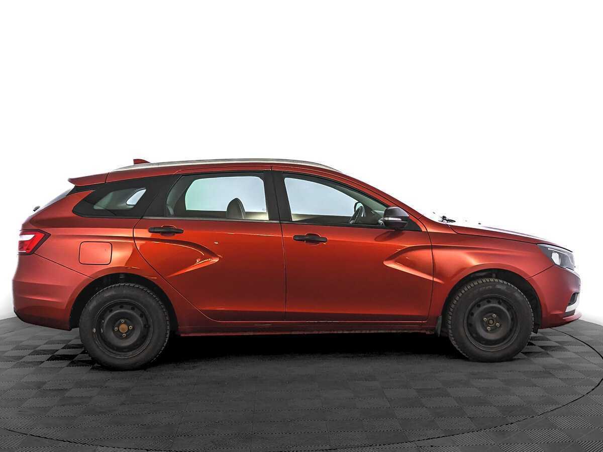 Lada (ВАЗ) Vesta SW, 2021 - фото №4